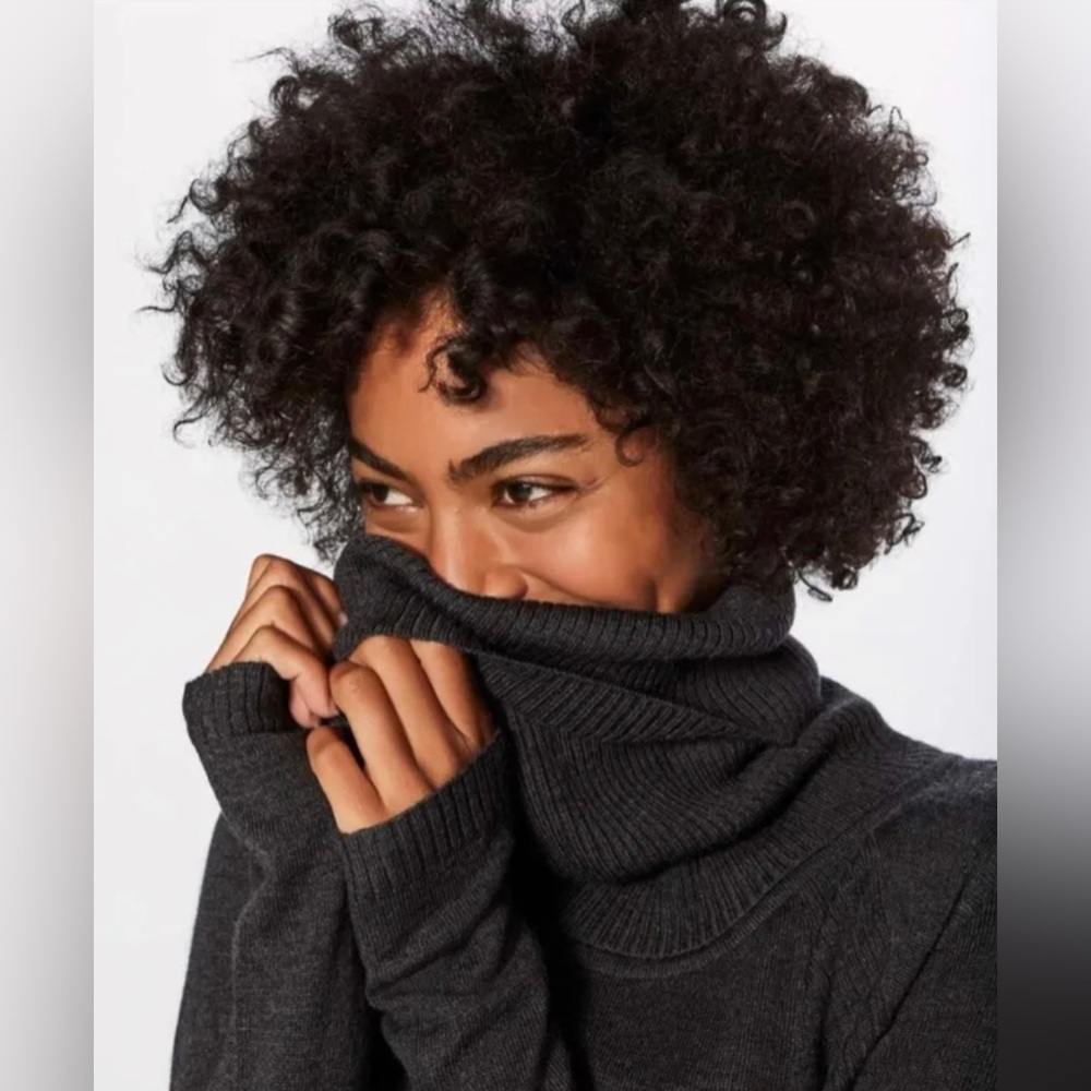 Lululemon Sweat and Savasana turtleneck sweater heathered black size 6